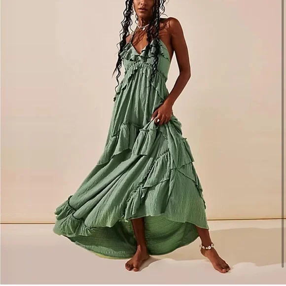 Amazon Green Backless Women Dress - Picture 2 of 7